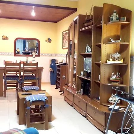 Appartement Chic With Balcony In The Centre Of 100m²